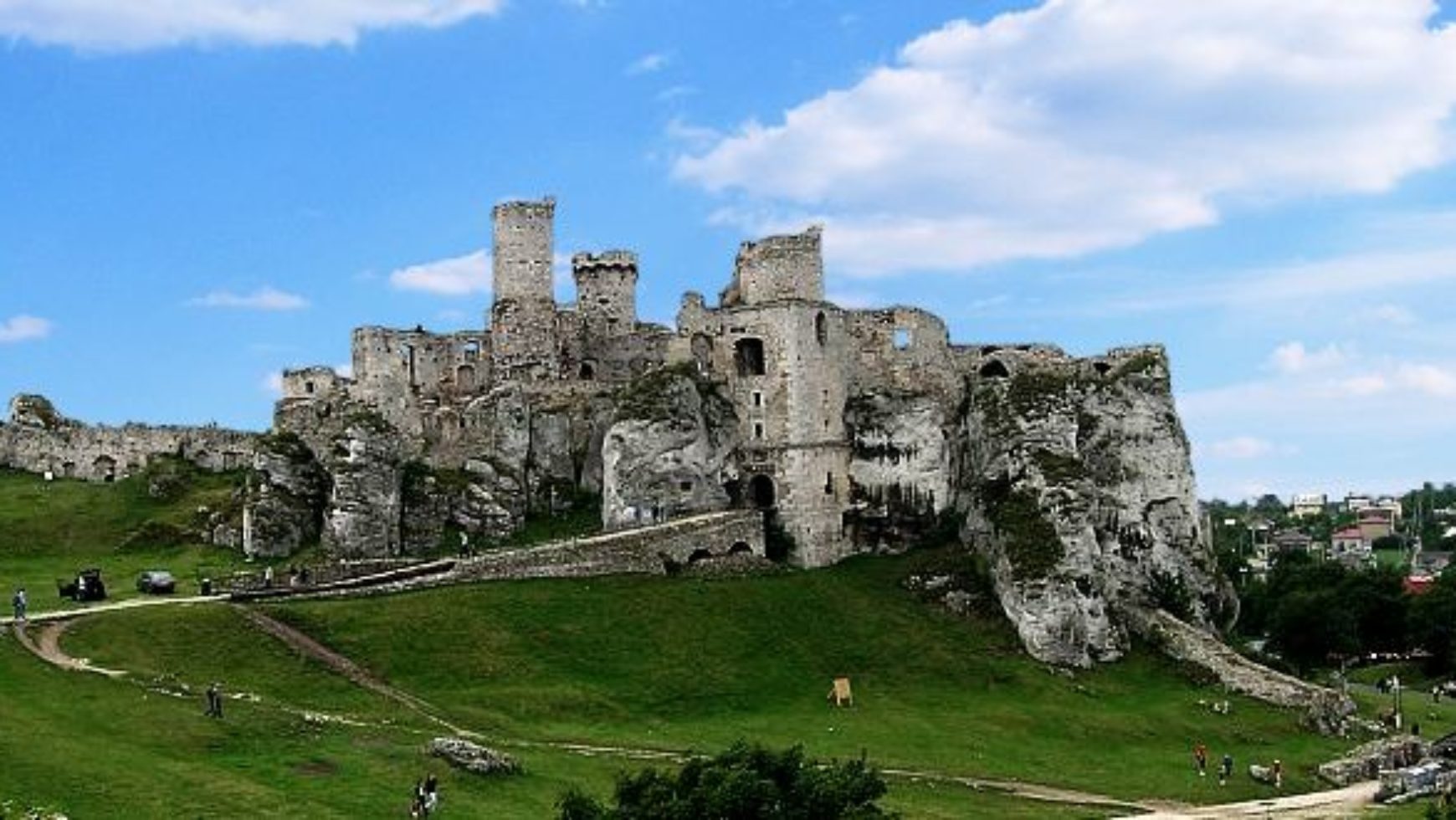 Pieszy rajd firmowy trasą Szlaku Orlich Gniazd