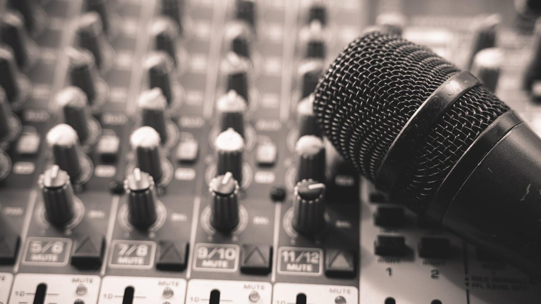 Dlaczego nagłośnienie sceniczne jest tak ważne?